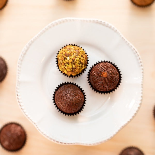 Dark chocolate brigadeiro lovers collection 3 brigadeiros